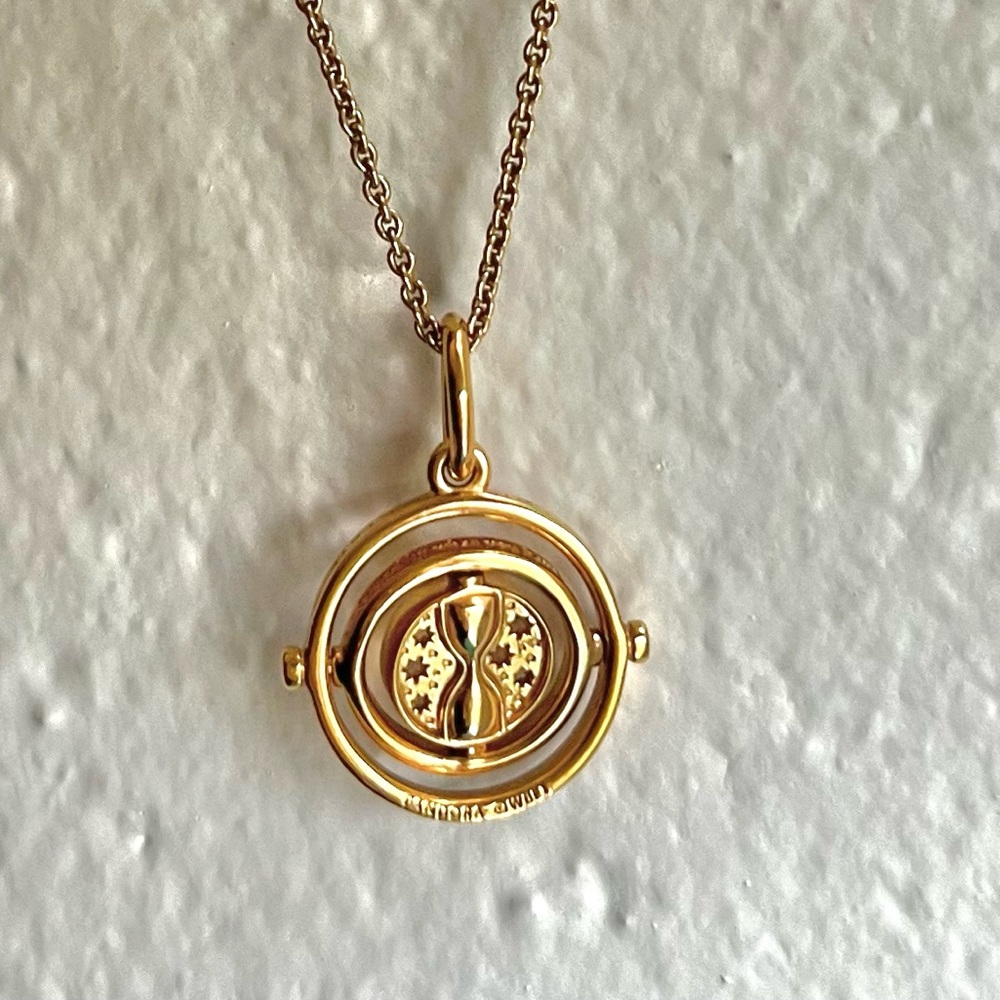 Pandora Time Turner Pendant and Chain